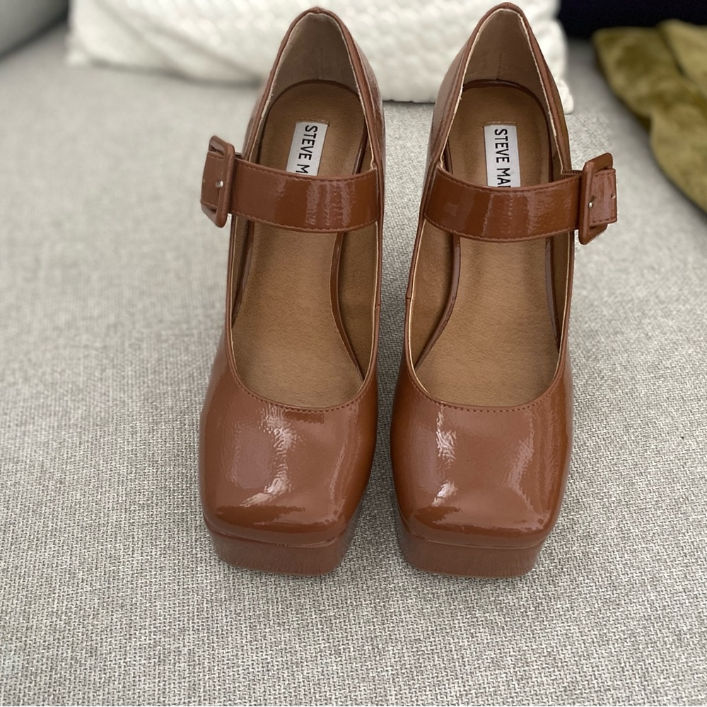 Steve Madden patent Mary Janes